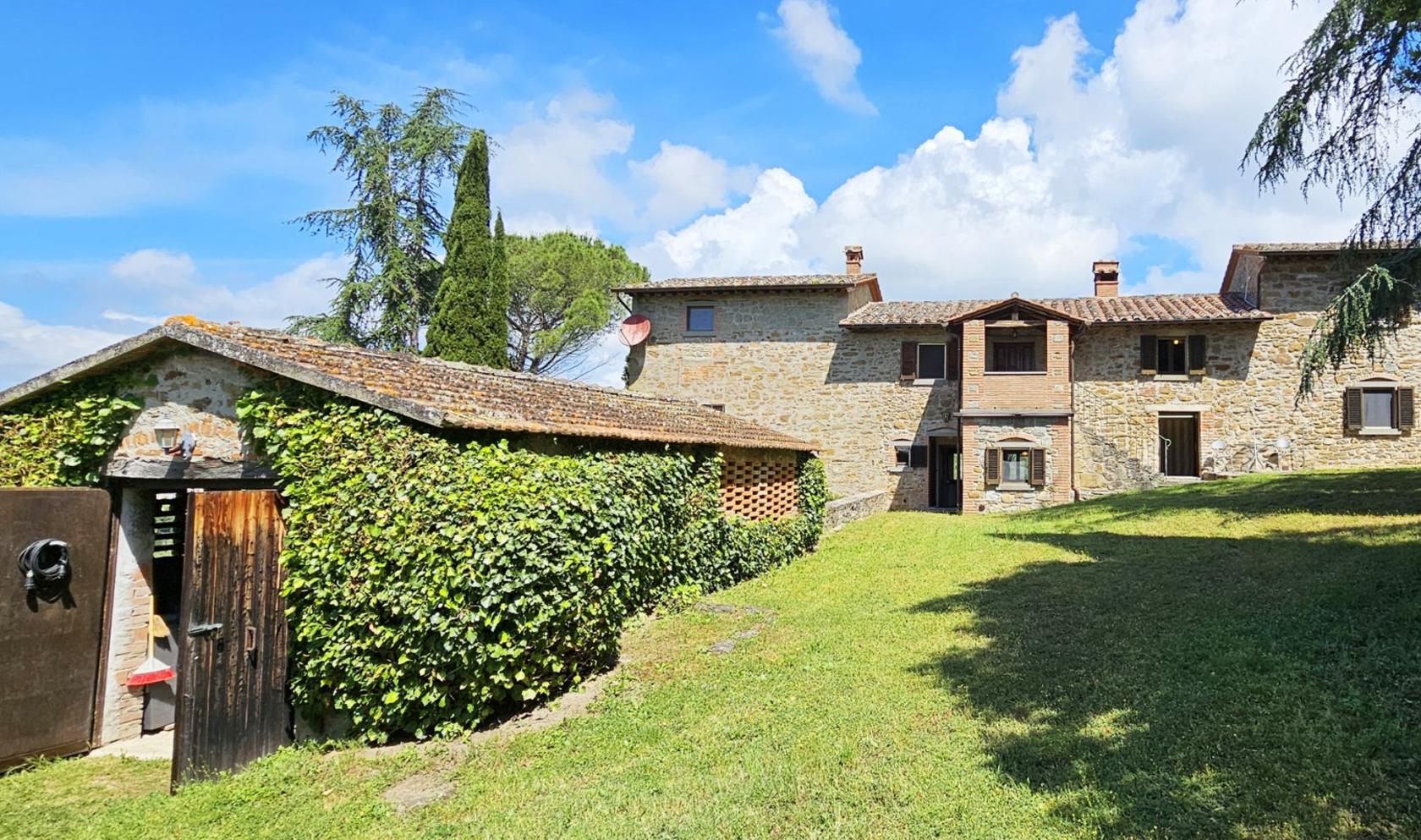Toscana Immobiliare - Prestigious property in Italy