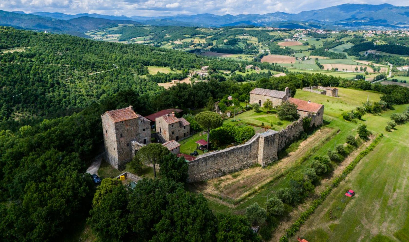 Toscana Immobiliare - Antico casale ristrutturato in vendita ad Anghiari Toscana