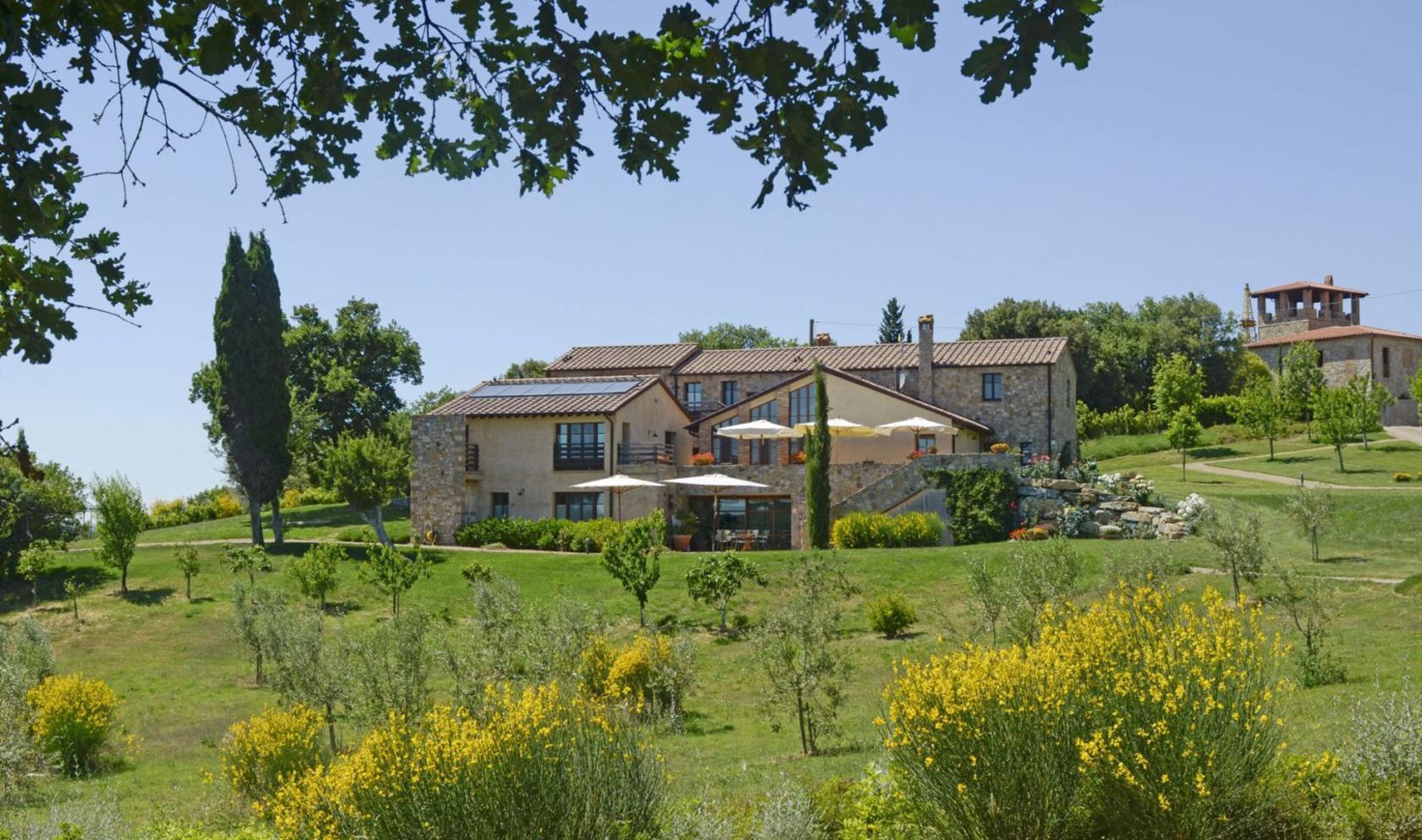 Toscana Immobiliare - Farmhouse for sale in Maremma Grosseto