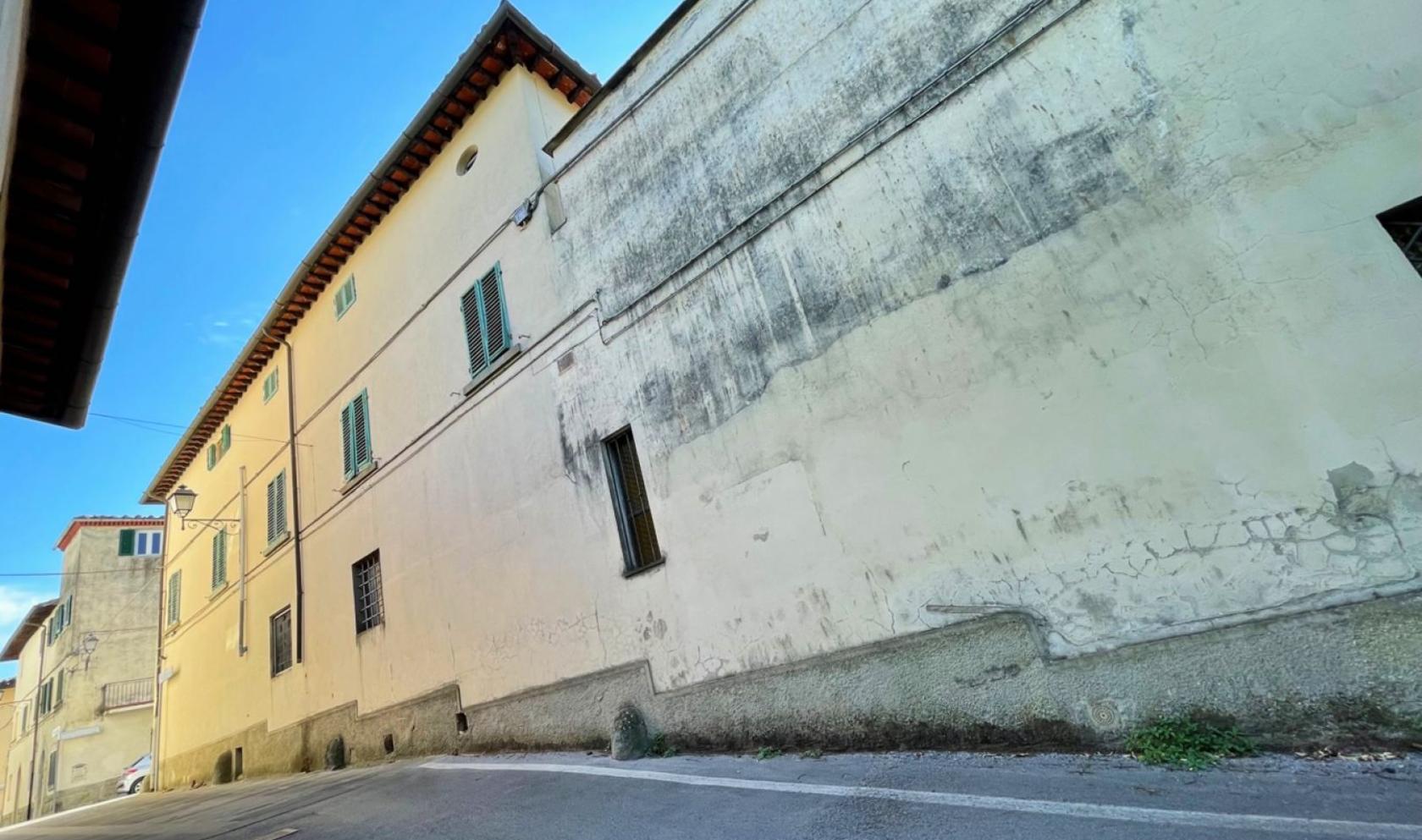 Toscana Immobiliare - Proprietà con progetto RSA fino a 80 posti in Toscana